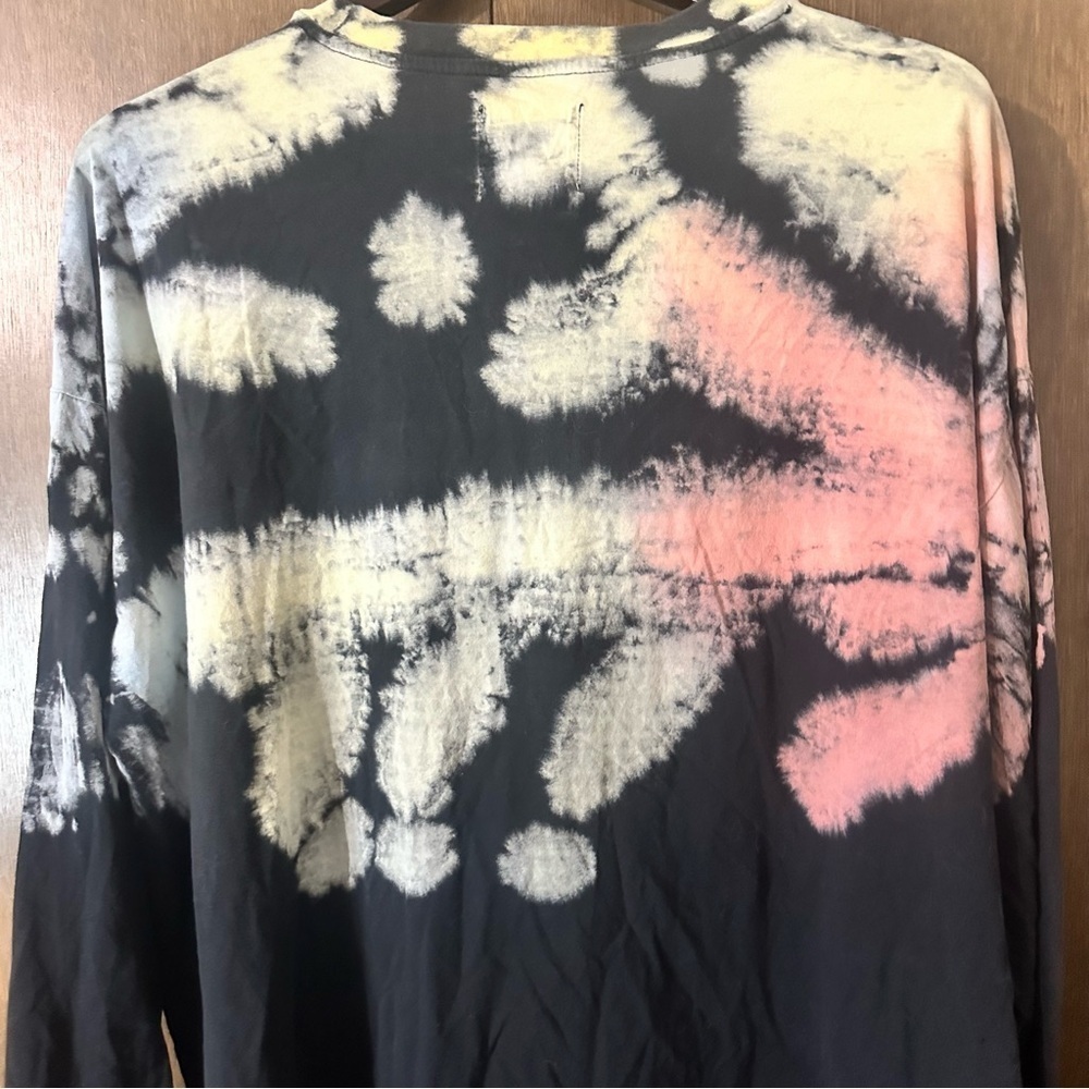 Grand Beach Club Black Long Sleeve Tee Yellow Red Blue Tie Dye Size XL Retro - Picture 6 of 9
